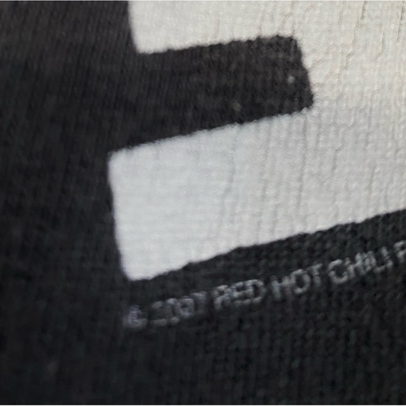 Vintage Red Hot Chili Peppers T Shirt Band Tee Graphic Print Womens Size Medium - Picture 4 of 6